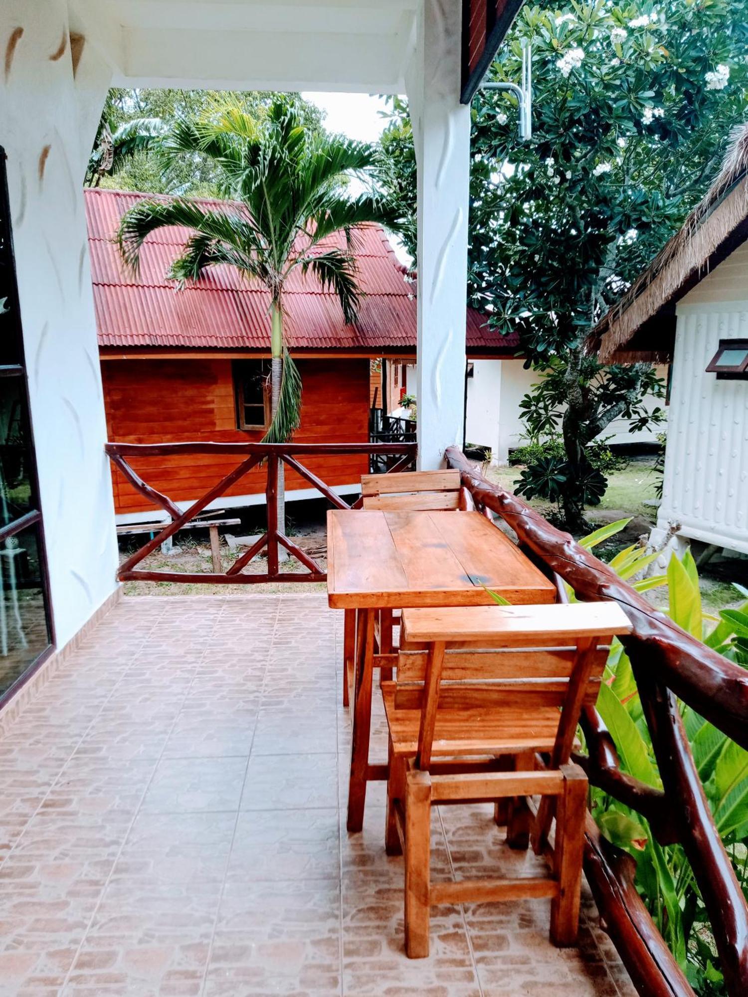 Bow Thong Beach Resort Ko Tao Exterior foto