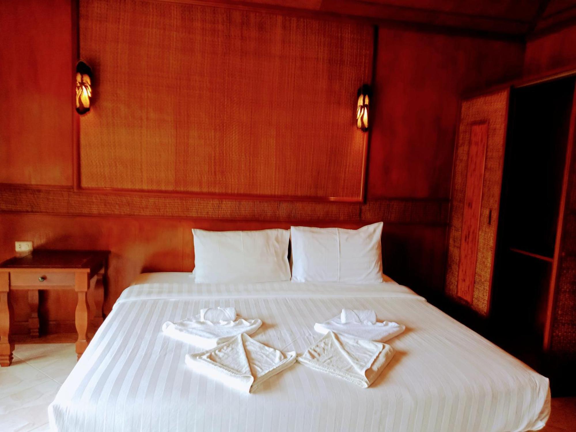 Bow Thong Beach Resort Ko Tao Exterior foto