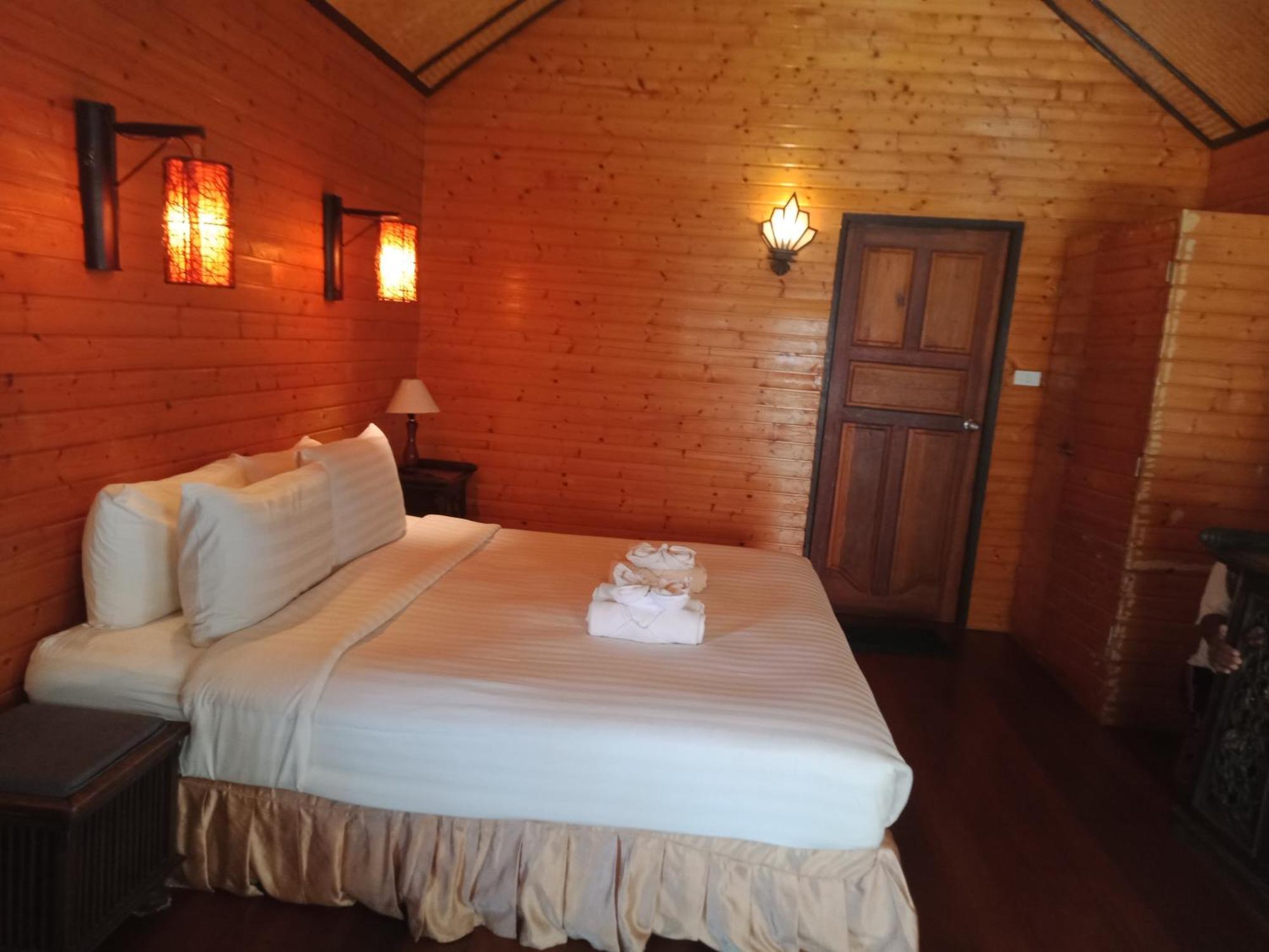 Bow Thong Beach Resort Ko Tao Exterior foto